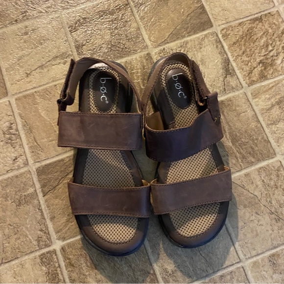 boc‎ Brown Comfort Sandals with Adjustable Straps Womens Size 6 - Picture 3 of 9